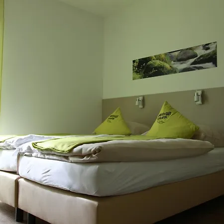 Smart Motel